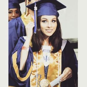 Meet your Posher, Ana